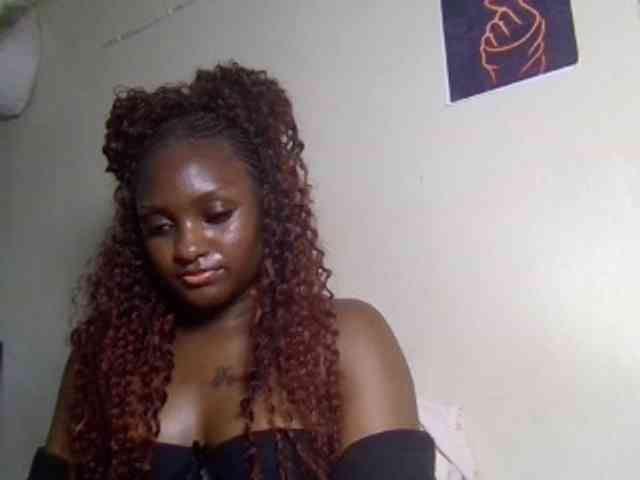 SweetKimmie webcam