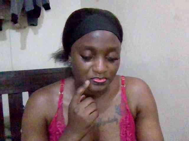 SweetKimmie webcam