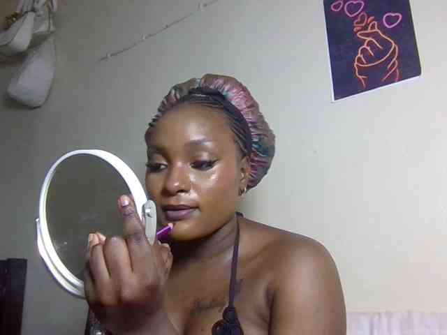 SweetKimmie webcam