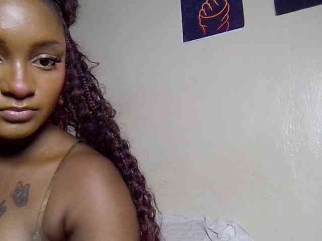 SweetKimmie webcam