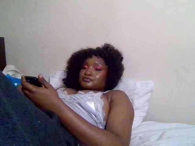 SweetKimmie webcam