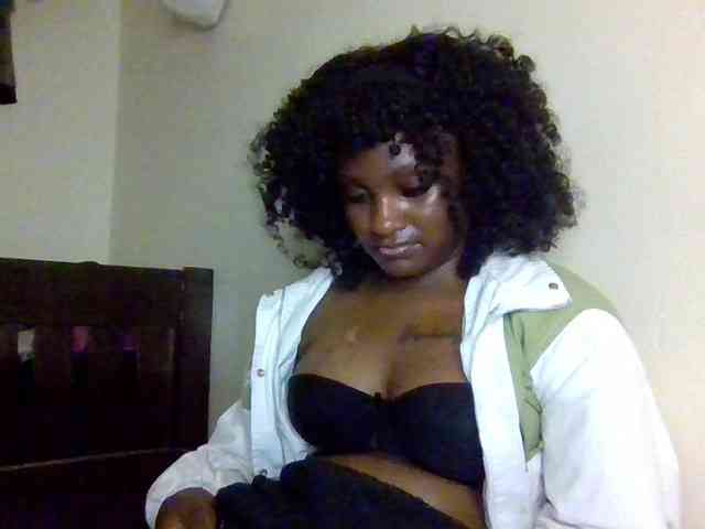 SweetKimmie webcam