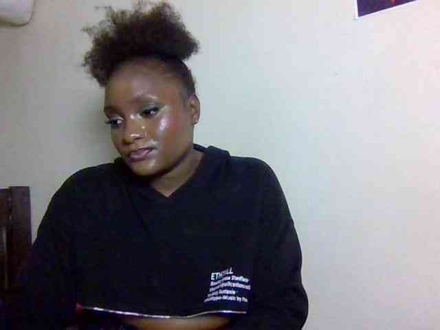 SweetKimmie webcam