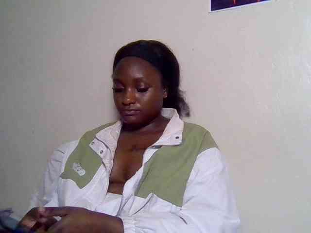 SweetKimmie webcam