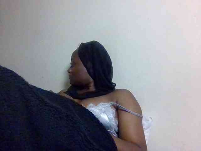 SweetKimmie webcam