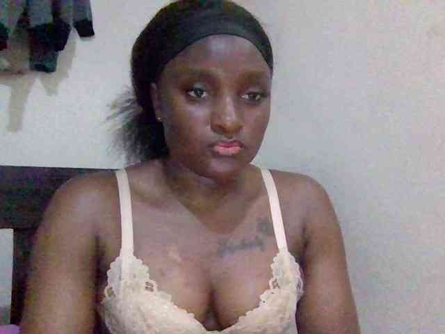 SweetKimmie webcam