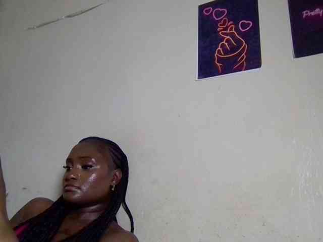 SweetKimmie webcam