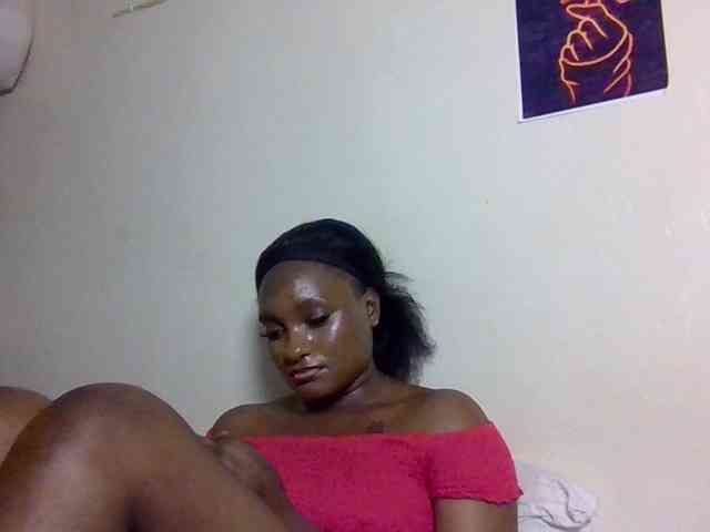 SweetKimmie webcam