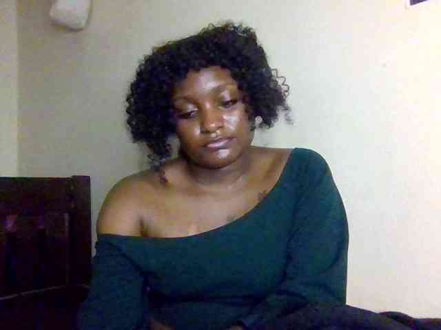 SweetKimmie webcam