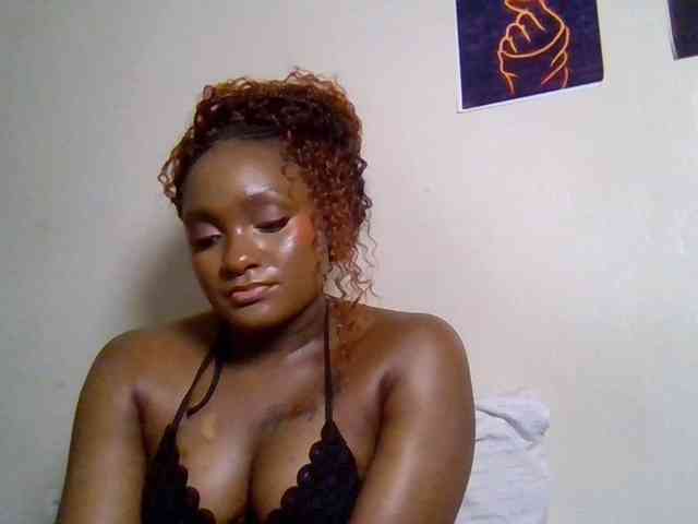 SweetKimmie webcam