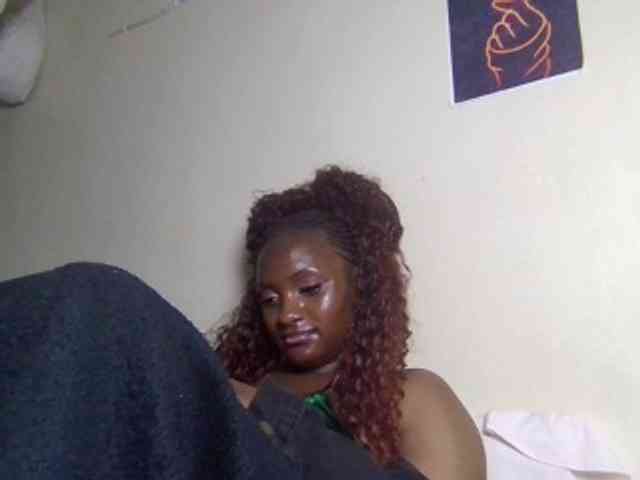 SweetKimmie webcam