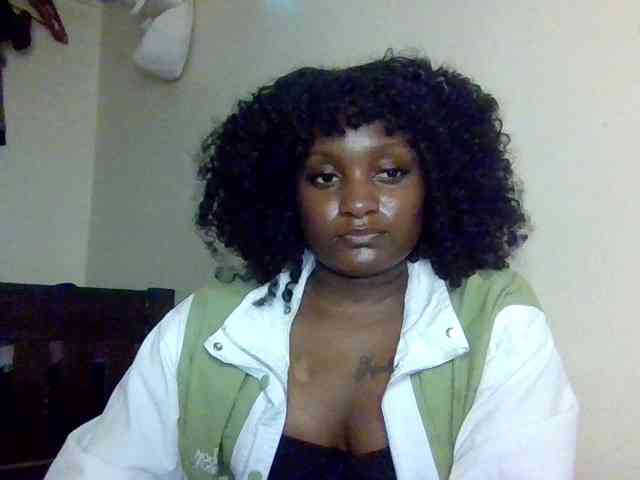 SweetKimmie webcam