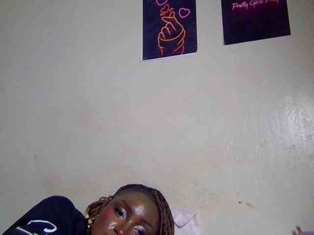 SweetKimmie webcam