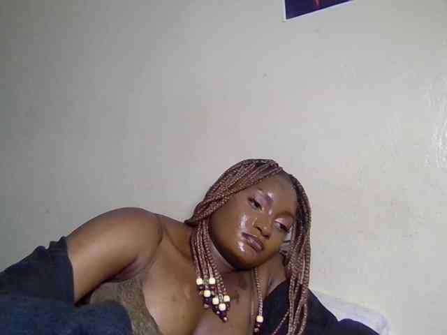 SweetKimmie webcam