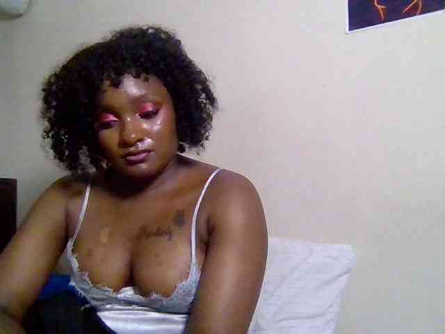 SweetKimmie webcam