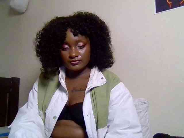 SweetKimmie webcam