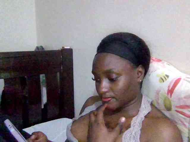 SweetKimmie webcam