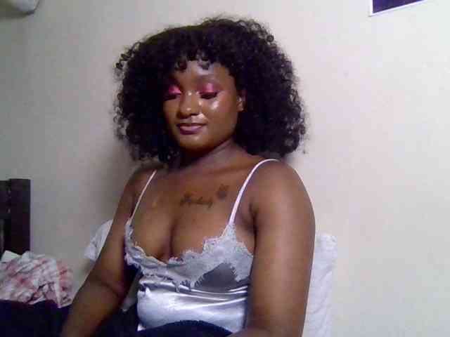 SweetKimmie webcam