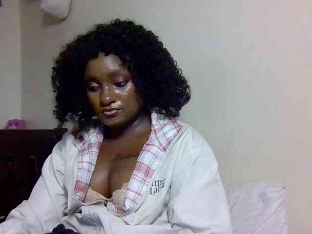 SweetKimmie webcam