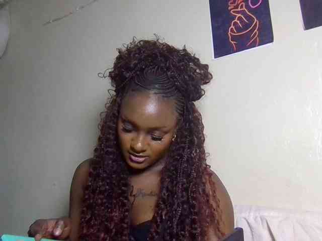 SweetKimmie webcam