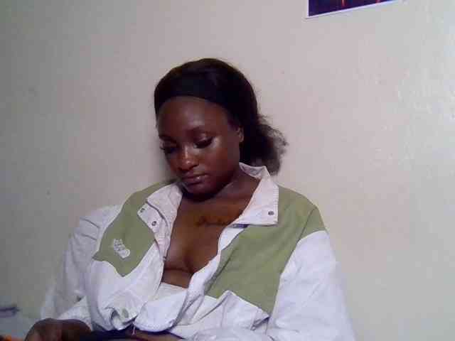 SweetKimmie webcam