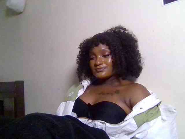 SweetKimmie webcam