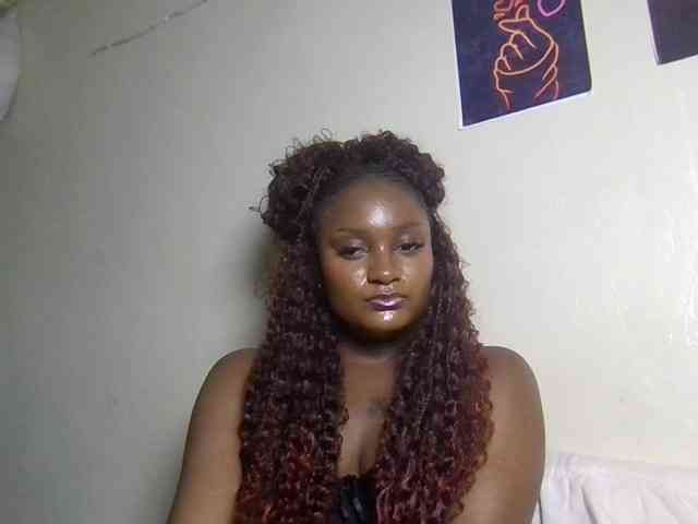 SweetKimmie webcam