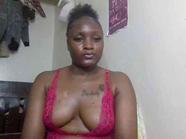 SweetKimmie webcam