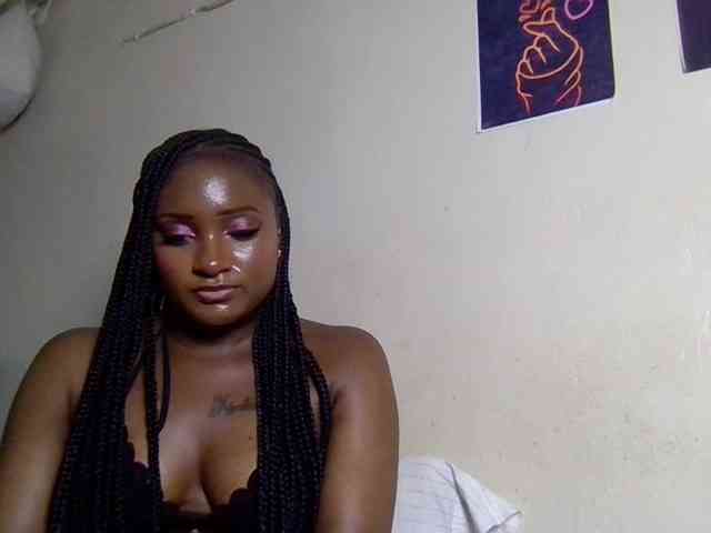 SweetKimmie webcam