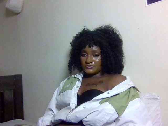 SweetKimmie webcam
