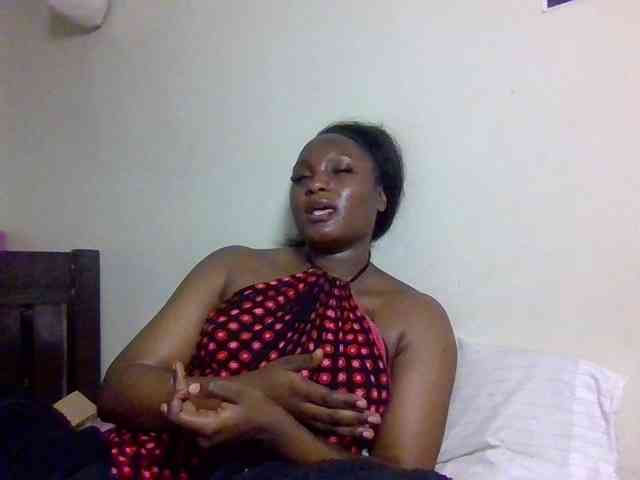 SweetKimmie webcam