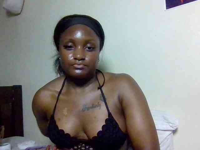 SweetKimmie webcam