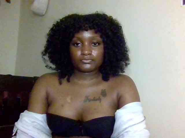 SweetKimmie webcam
