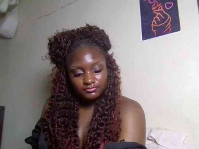 SweetKimmie webcam