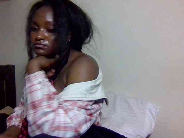 SweetKimmie webcam