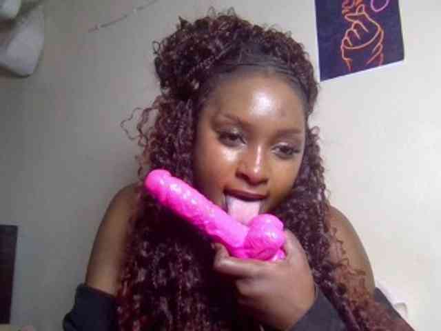 SweetKimmie webcam