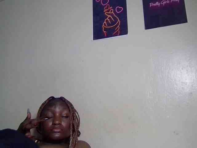 SweetKimmie webcam