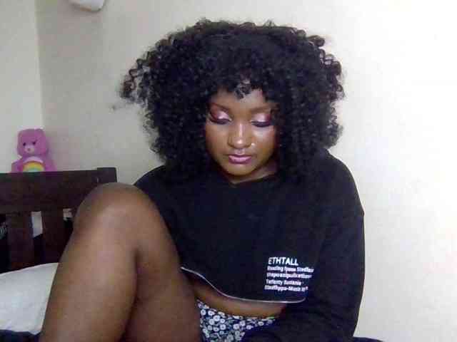 SweetKimmie webcam