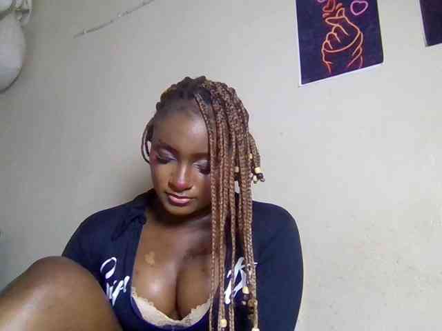 SweetKimmie webcam