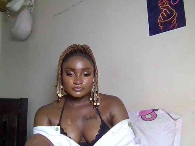 SweetKimmie webcam