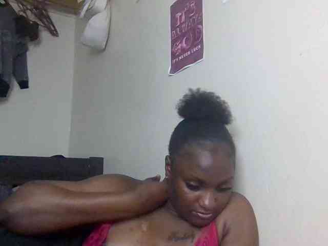 SweetKimmie webcam