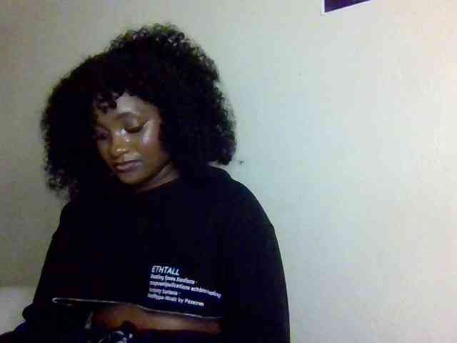 SweetKimmie webcam