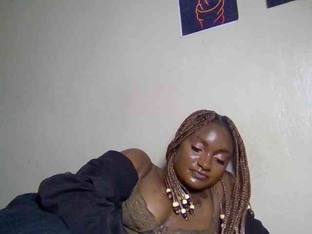 SweetKimmie webcam
