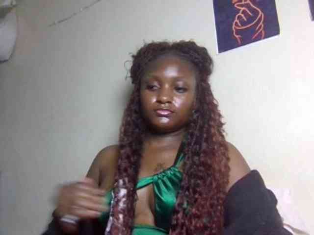 Kimzey Live Webcam on BongaCams
