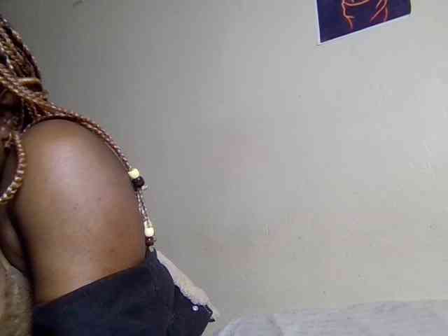 SweetKimmie webcam