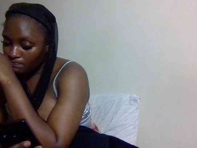 SweetKimmie webcam