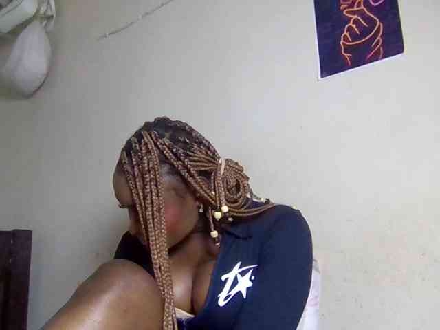 SweetKimmie webcam