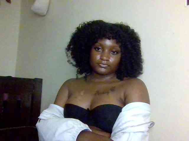 SweetKimmie webcam