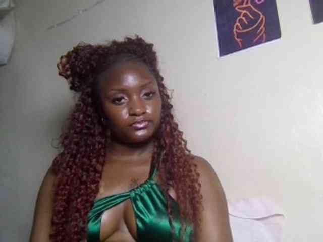 SweetKimmie webcam