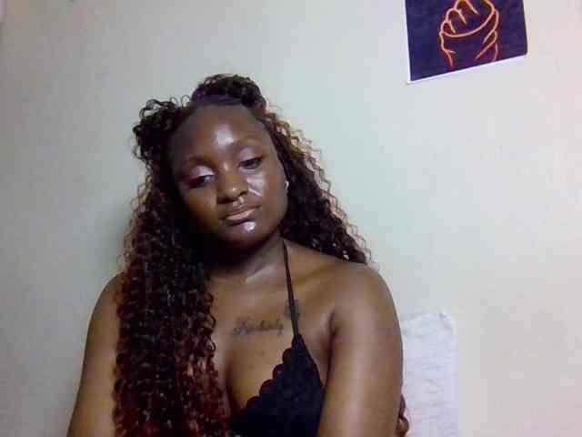 SweetKimmie webcam